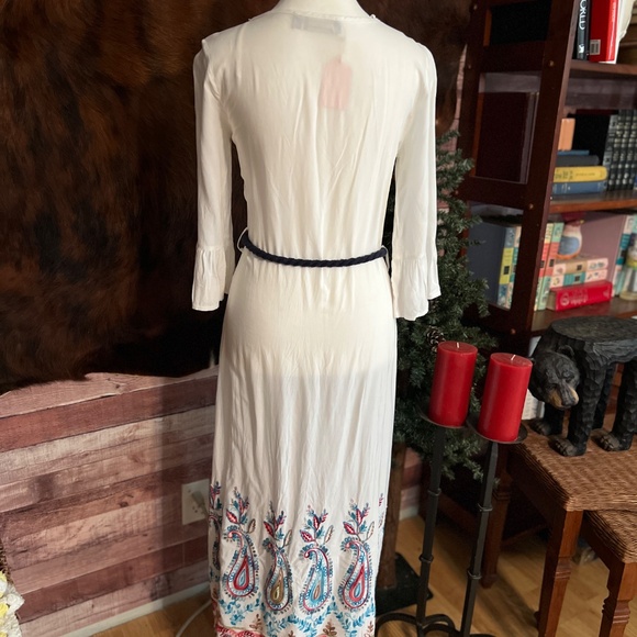 Theater D White Kimono Duster w/ Appliqué Flowers & Blue Cord Tie – Size S - Picture 5 of 8